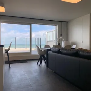 Ultra-luxury Penthouse With A Generous Terrace And Breathtaking Sea View T71 Apartment Ostende
